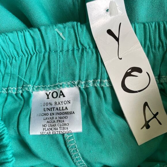 YOA Turquoise Shorts With Pink Embroidery - Picture 3 of 6